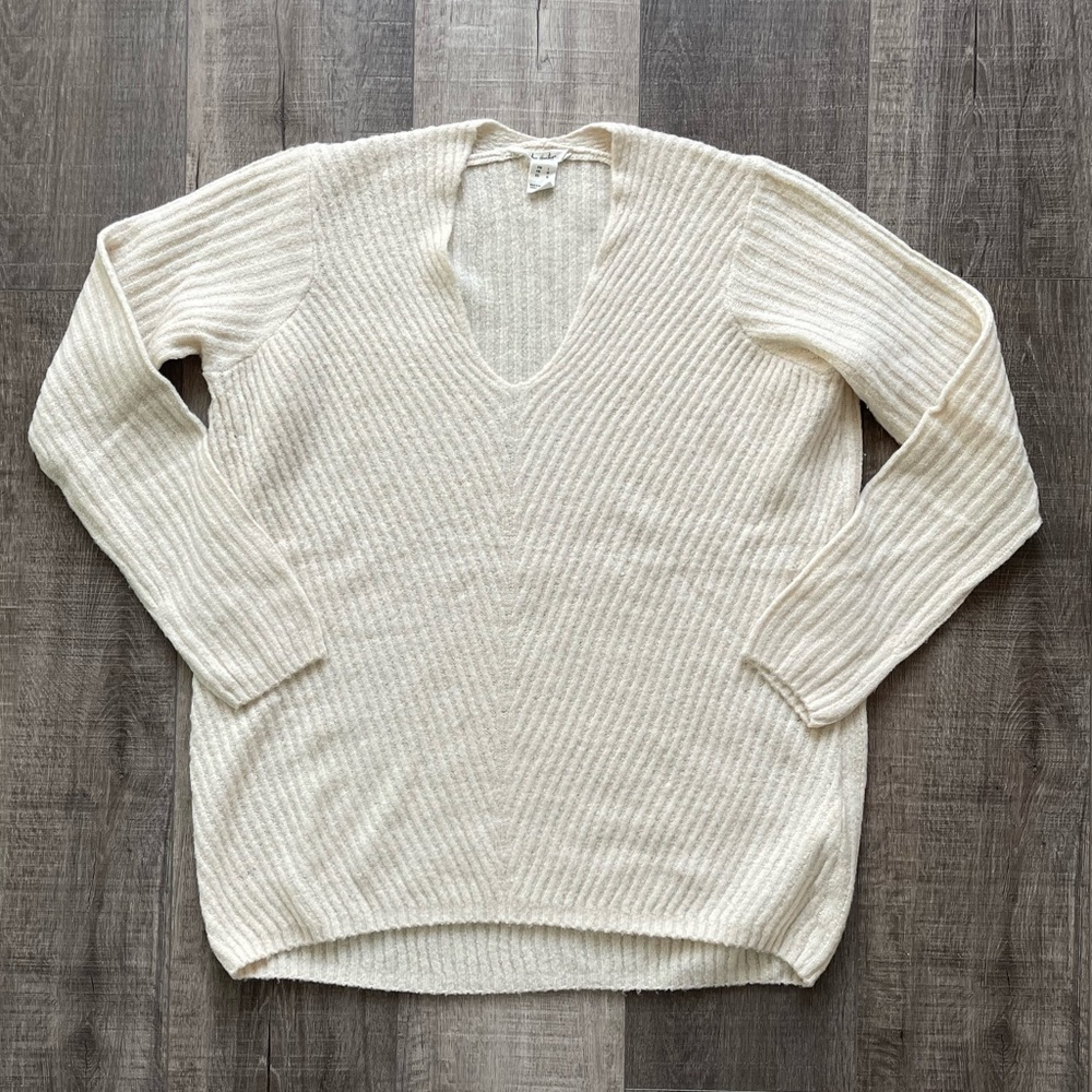 COZY SWEATER
